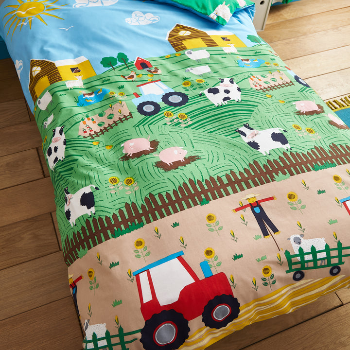 Catherine Lansfield Farmyard Animals Duvet Cover & Pillowcase Set