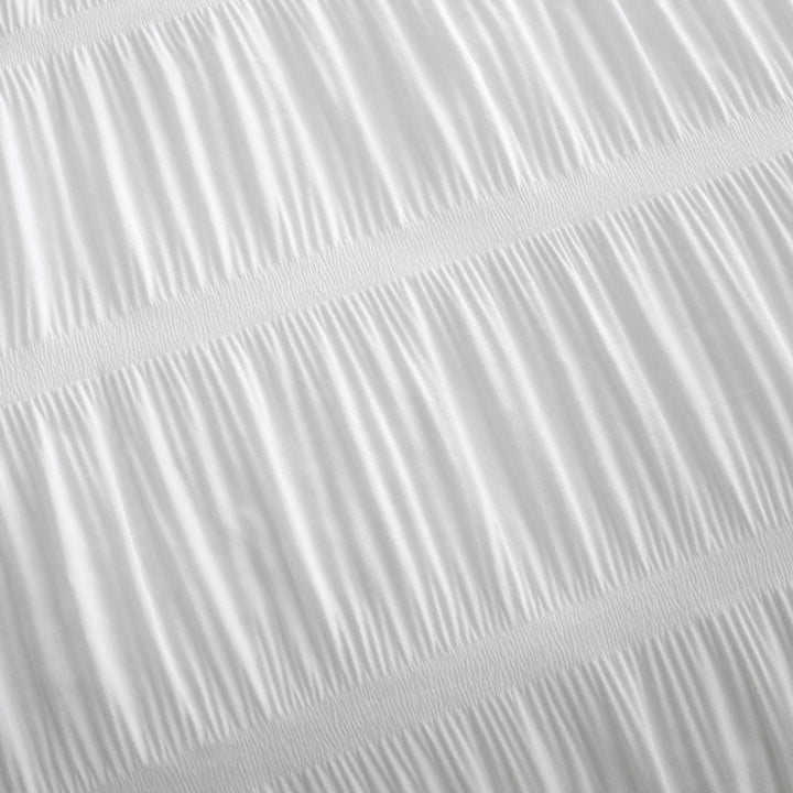 Catherine Lansfield Seersucker Reversible Duvet Cover & Pillowcase Set