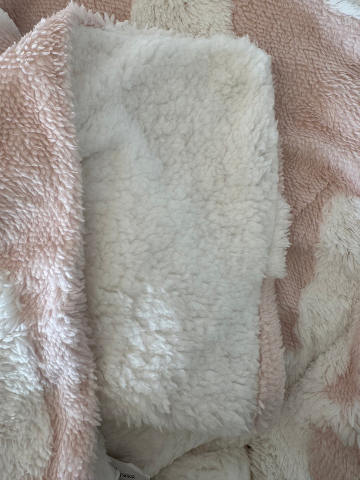 Super Soft Butterfly Sherpa Throw